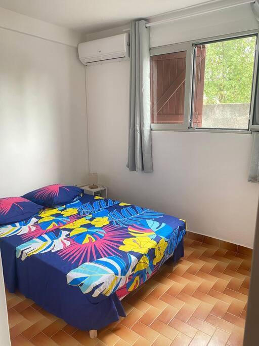 Appartement A Proximite De La Plage Du Bourg ! Sainte-Anne  Exterior photo